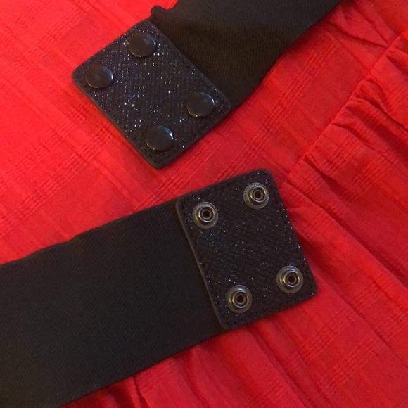 EXPRESS Shimmery Black Bow Belt (not red dress) - Picture 5 of 7